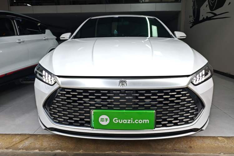 Used BYD Qin PLUS 2024 HONOR Edition DM-i 120KM Beyond Model Front