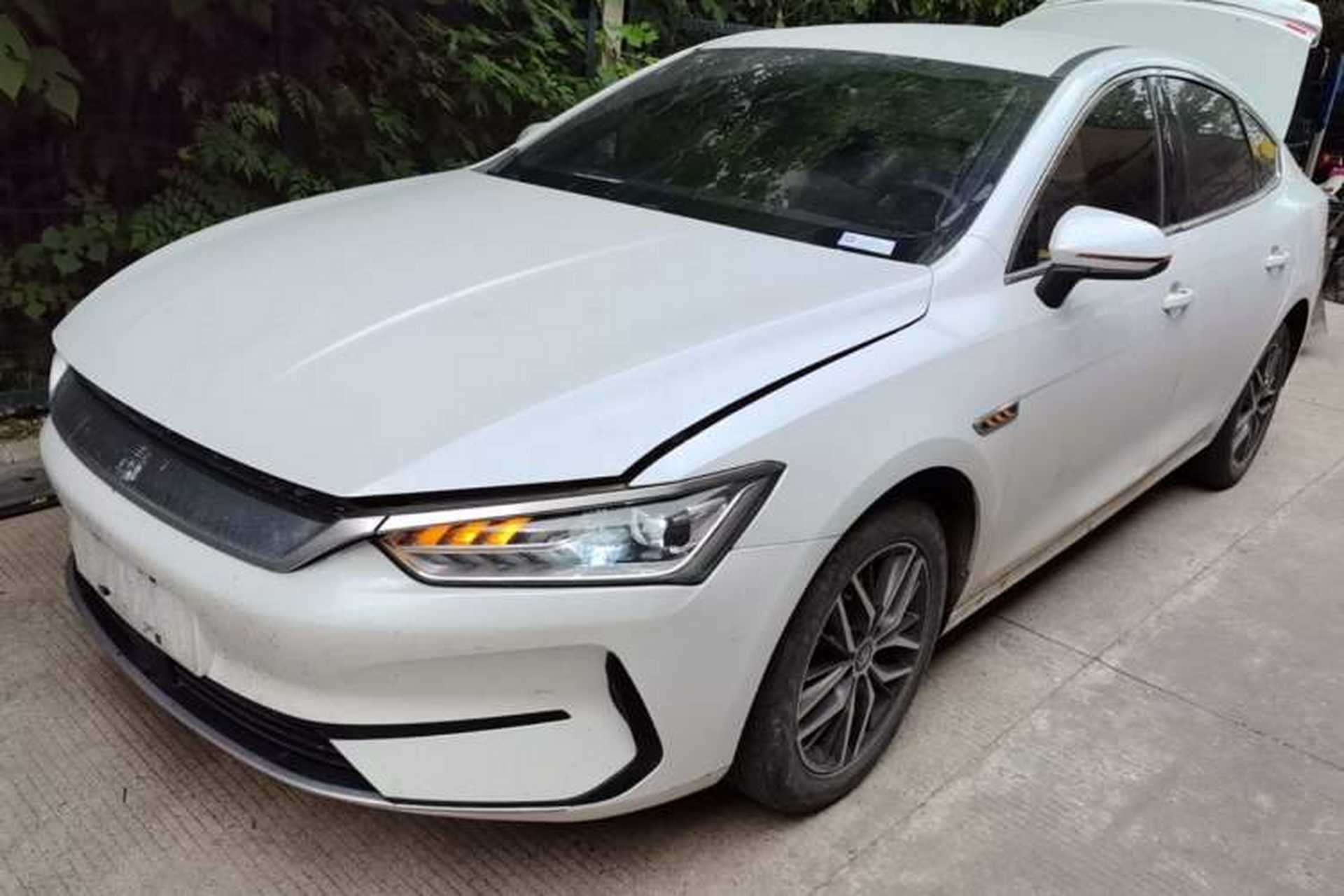 Used BYD Qin PLUS 2024 Honor Edition EV 510KM Leading Model Front Left 45 Deg