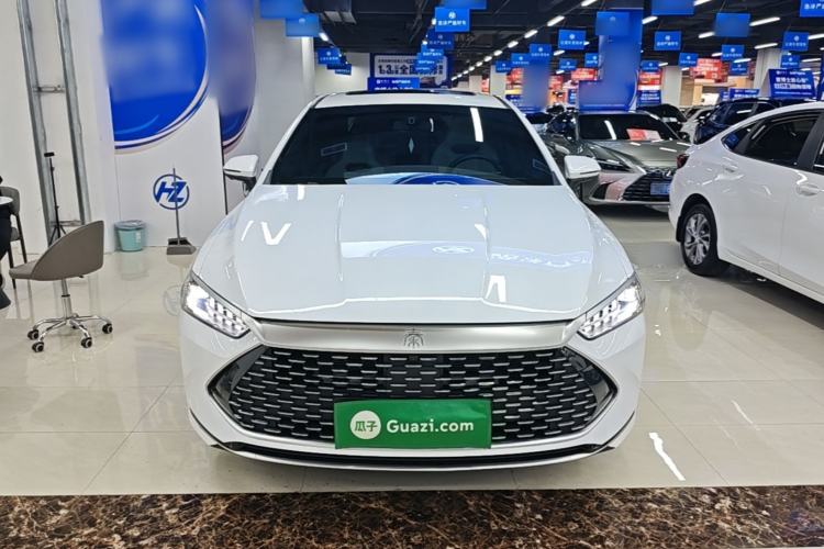 Used BYD Qin PLUS 2024 HONOR Edition DM-i 120KM Beyond Model Front