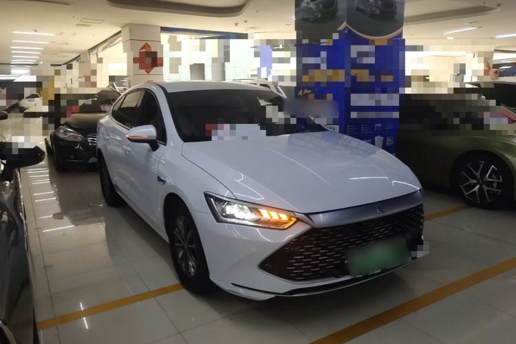 Used BYD Qin PLUS 2024 HONOR Edition DM-i 55KM Leading Model Front Right 45 Deg