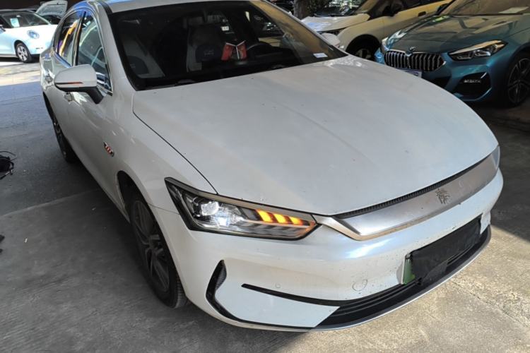 Used BYD Qin PLUS 2024 Honor Edition EV 420KM Beyond Model Front Right 45 Deg