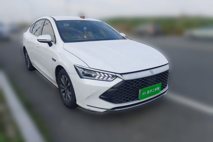 Used BYD Qin PLUS 2024 HONOR Edition DM-i 55KM Leading Model Front Right 45 Deg