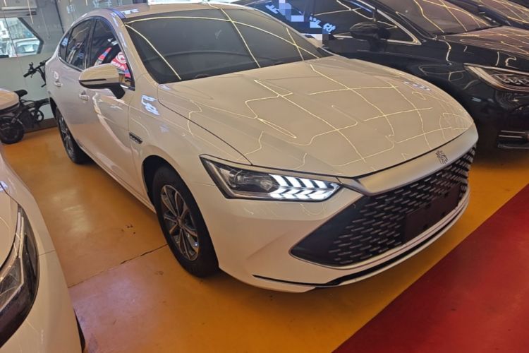 Used BYD Qin PLUS 2024 HONOR Edition DM-i 55KM Leading Model Front Right 45 Deg