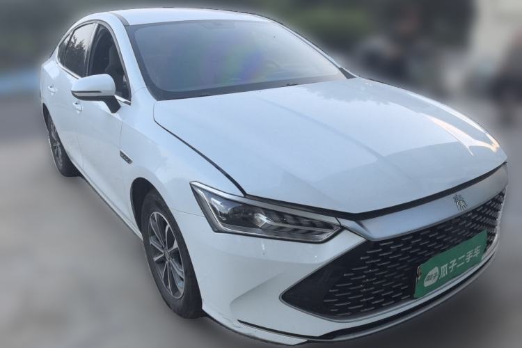 Used BYD Qin PLUS 2024 HONOR Edition DM-i 55KM Leading Model Front Right 45 Deg
