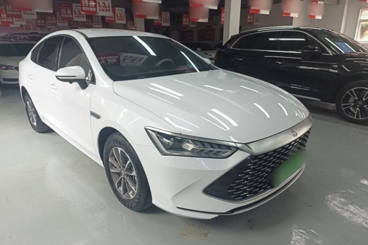 Used BYD Qin PLUS 2024 HONOR Edition DM-i 55KM Leading Model Front Right 45 Deg