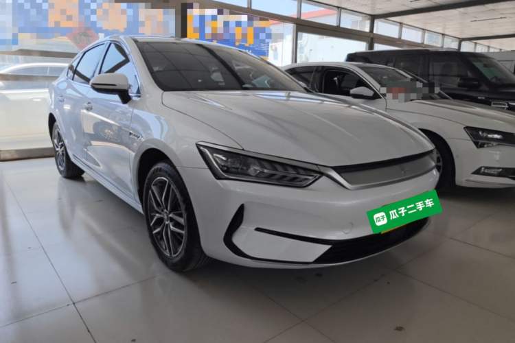Used BYD Qin PLUS 2024 Honor Edition EV 510KM Leading Model Front Right 45 Deg