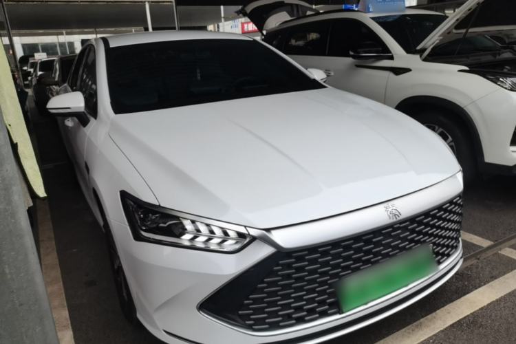 Used BYD Qin PLUS 2024 HONOR Edition DM-i 55KM Leading Model Front Right 45 Deg