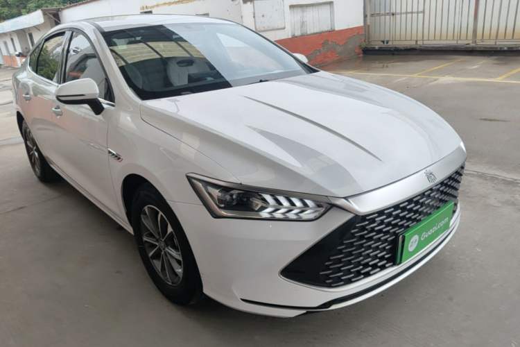 Used BYD Qin PLUS 2024 HONOR Edition DM-i 55KM Leading Model Front Right 45 Deg