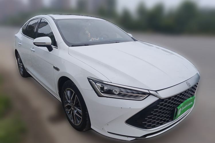 Used BYD Qin PLUS 2024 HONOR Edition DM-i 55KM Beyond Model Front Right 45 Deg