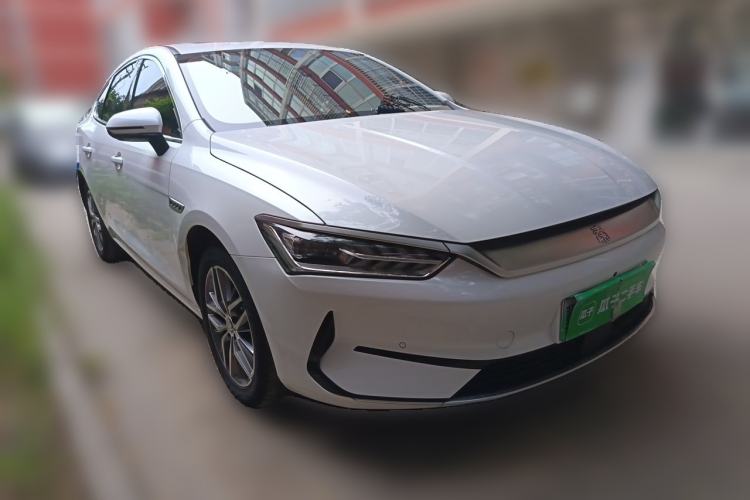 Used BYD Qin PLUS 2024 Honor Edition EV 510KM Beyond Model Front Right 45 Deg