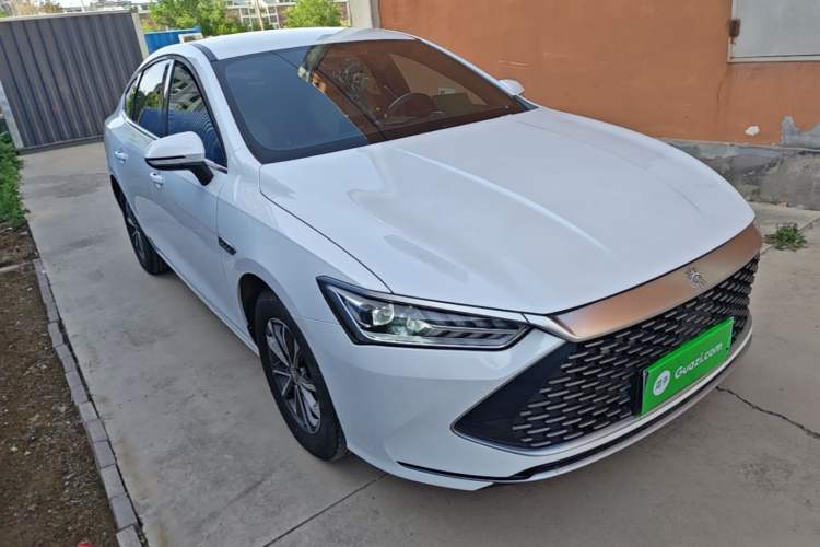 Used BYD Qin PLUS 2024 HONOR Edition DM-i 55KM Leading Model Front Right 45 Deg