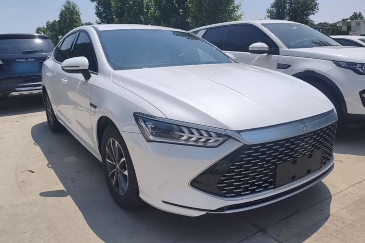Used BYD Qin PLUS 2024 HONOR Edition DM-i 55KM Leading Model Front Right 45 Deg