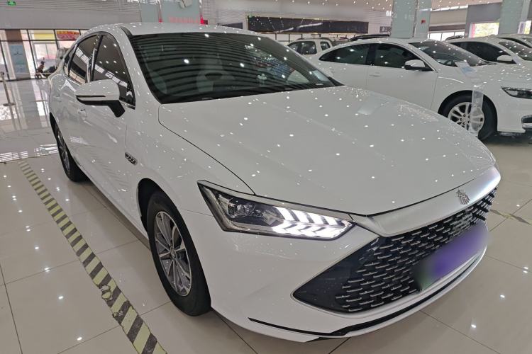 Used BYD Qin PLUS 2024 HONOR Edition DM-i 55KM Leading Model Front Right 45 Deg