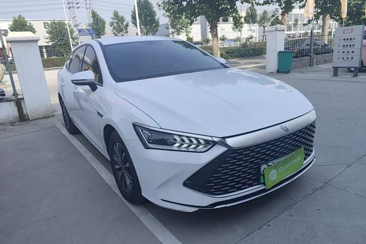 Used BYD Qin PLUS 2024 HONOR Edition DM-i 55KM Leading Model Front Right 45 Deg