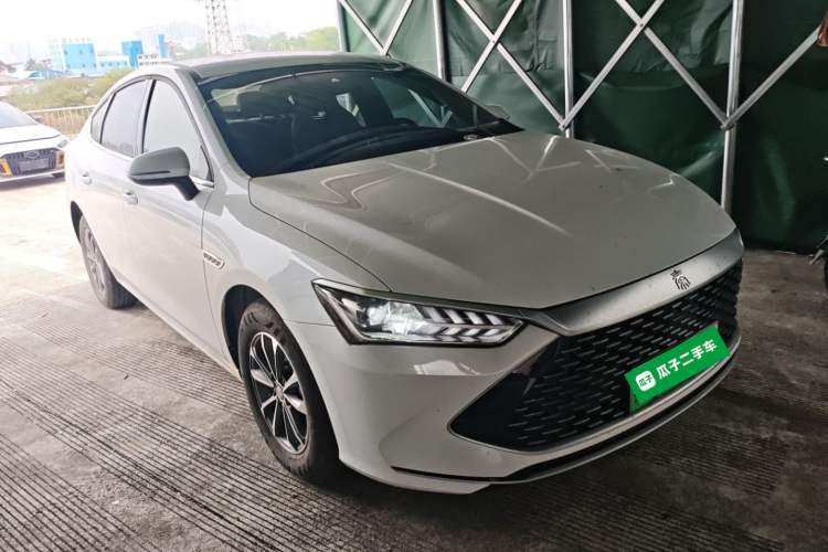 Used BYD Qin PLUS 2024 HONOR Edition DM-i 55KM Leading Model Front Right 45 Deg