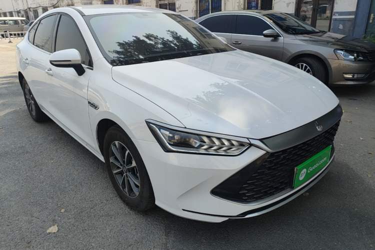Used BYD Qin PLUS 2024 HONOR Edition DM-i 55KM Leading Model Front Right 45 Deg