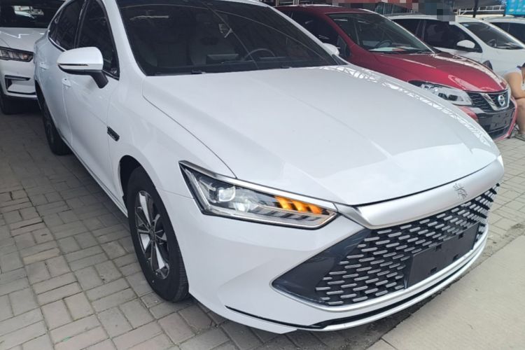 Used BYD Qin PLUS 2024 HONOR Edition DM-i 55KM Leading Model Front Right 45 Deg