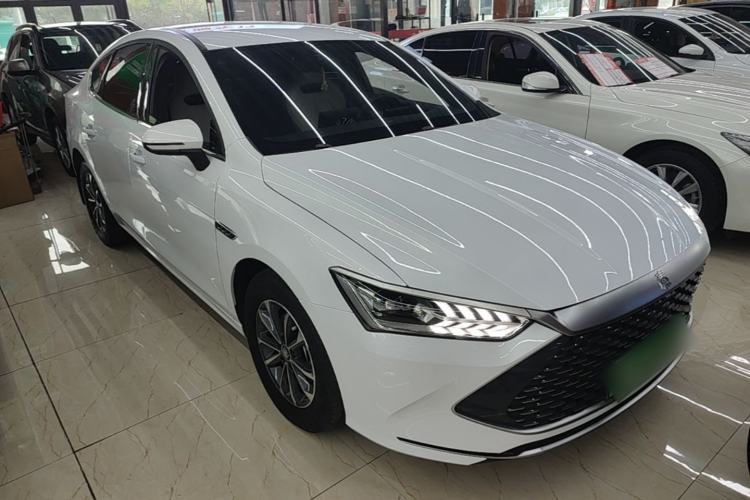 Used BYD Qin PLUS 2024 HONOR Edition DM-i 55KM Leading Model Front Right 45 Deg