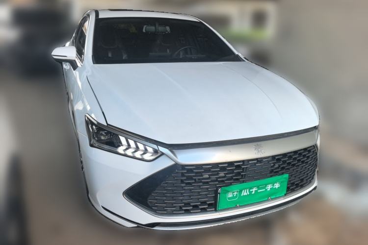 Used BYD Qin PLUS 2024 HONOR Edition DM-i 120KM Leading Model Front Right 45 Deg