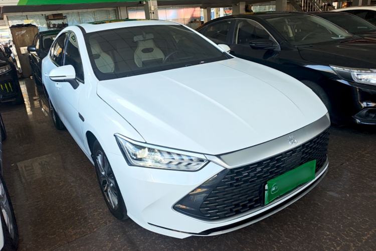 Used BYD Qin PLUS 2024 HONOR Edition DM-i 120KM Leading Model Front Right 45 Deg