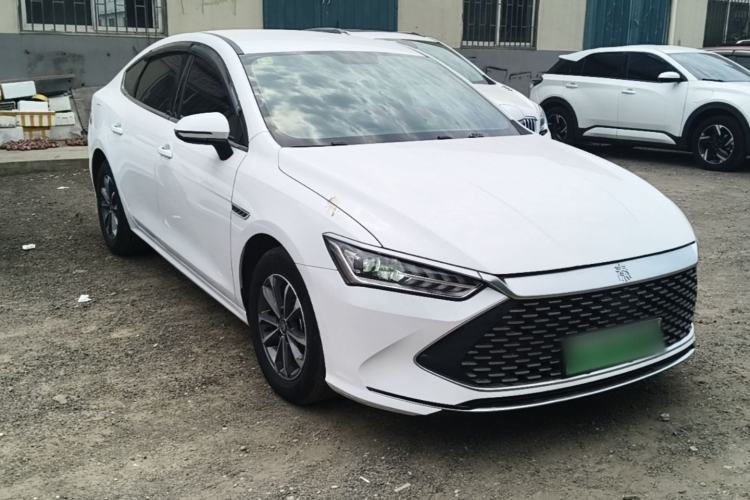 Used BYD Qin PLUS 2024 HONOR Edition DM-i 55KM Leading Model Front Right 45 Deg