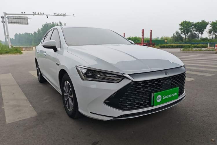 Used BYD Qin PLUS 2024 HONOR Edition DM-i 55KM Leading Model Front Right 45 Deg