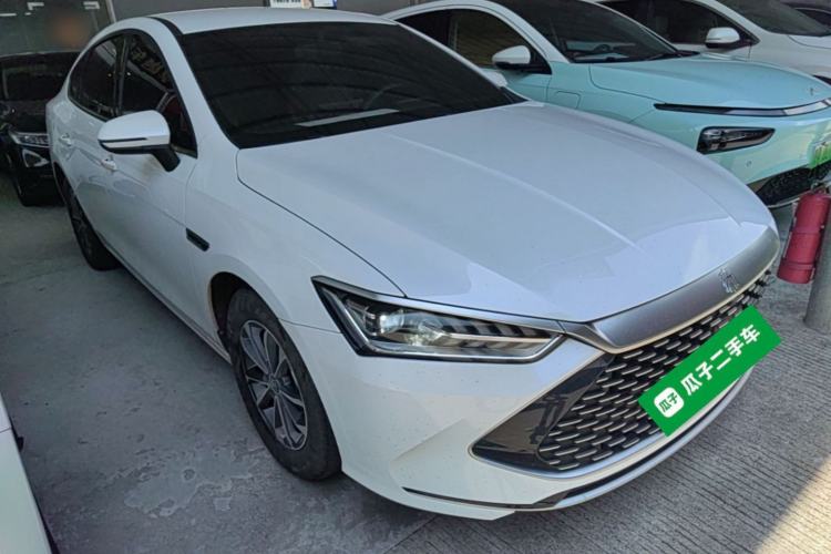 Used BYD Qin PLUS 2024 HONOR Edition DM-i 55KM Leading Model Front Right 45 Deg