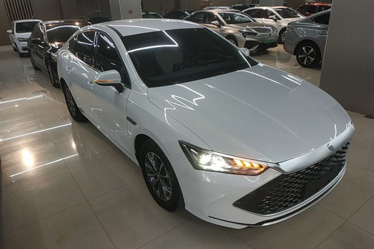 Used BYD Qin PLUS 2024 HONOR Edition DM-i 55KM Leading Model Front Right 45 Deg