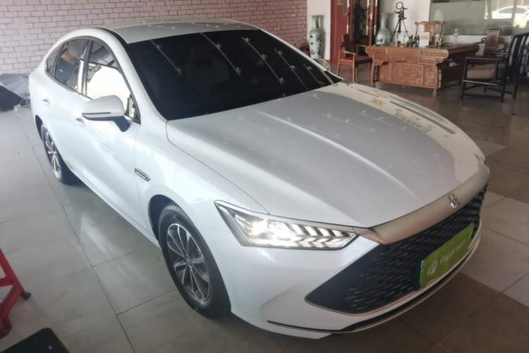 Used BYD Qin PLUS 2024 HONOR Edition DM-i 55KM Leading Model Front Right 45 Deg