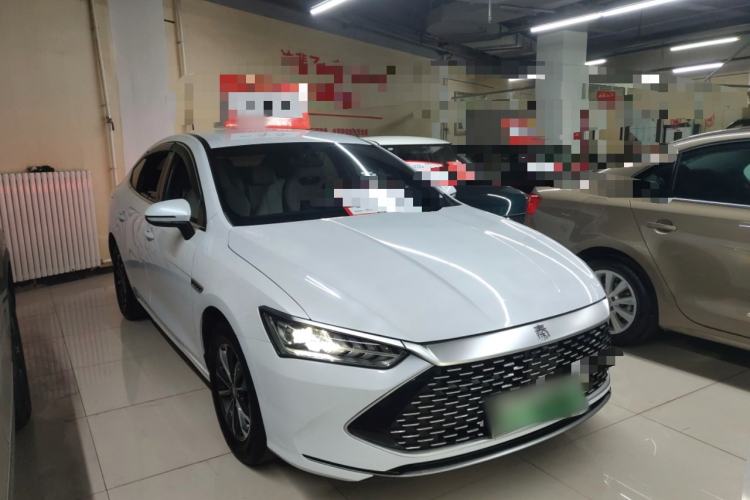 Used BYD Qin PLUS 2024 HONOR Edition DM-i 55KM Leading Model Front Right 45 Deg