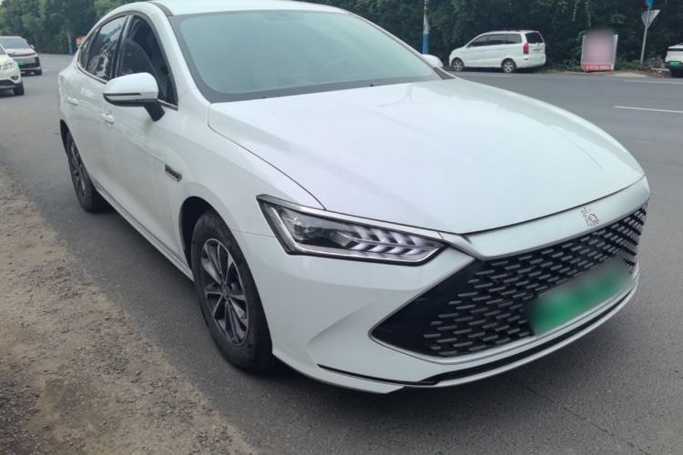 Used BYD Qin PLUS 2024 HONOR Edition DM-i 55KM Leading Model Front Right 45 Deg
