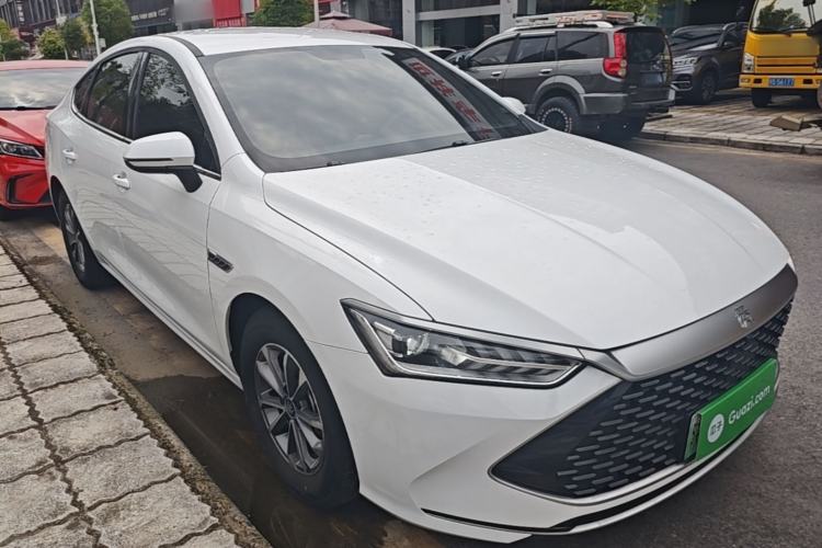 Used BYD Qin PLUS 2024 HONOR Edition DM-i 55KM Leading Model Front Right 45 Deg