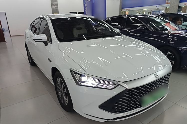 Used BYD Qin PLUS 2024 HONOR Edition DM-i 55KM Beyond Model Front Right 45 Deg