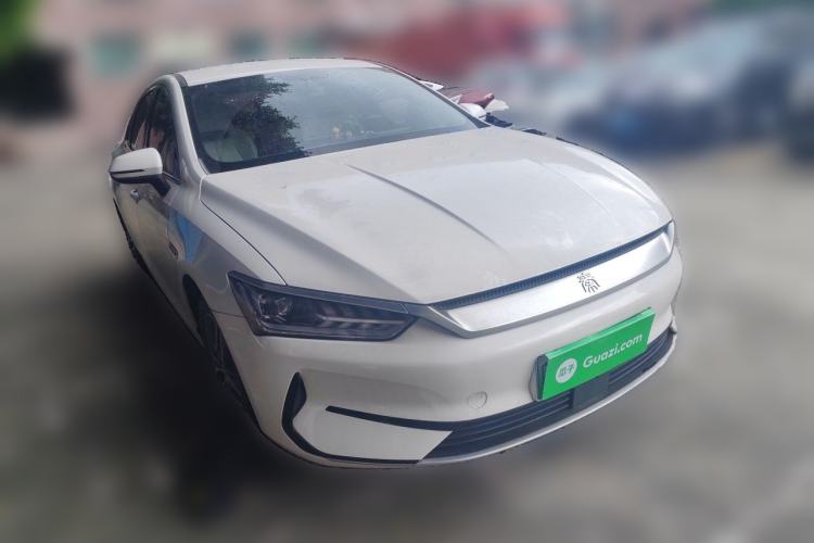 Used BYD Qin PLUS 2024 Honor Edition EV 510KM Leading Model Front Right 45 Deg