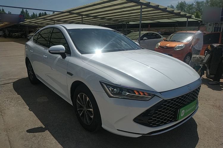 Used BYD Qin PLUS 2024 HONOR Edition DM-i 55KM Leading Model Front Right 45 Deg