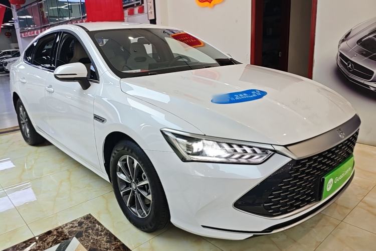 Used BYD Qin PLUS 2024 HONOR Edition DM-i 55KM Leading Model Front Right 45 Deg