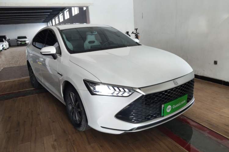 Used BYD Qin PLUS 2024 HONOR Edition DM-i 55KM Leading Model Front Right 45 Deg