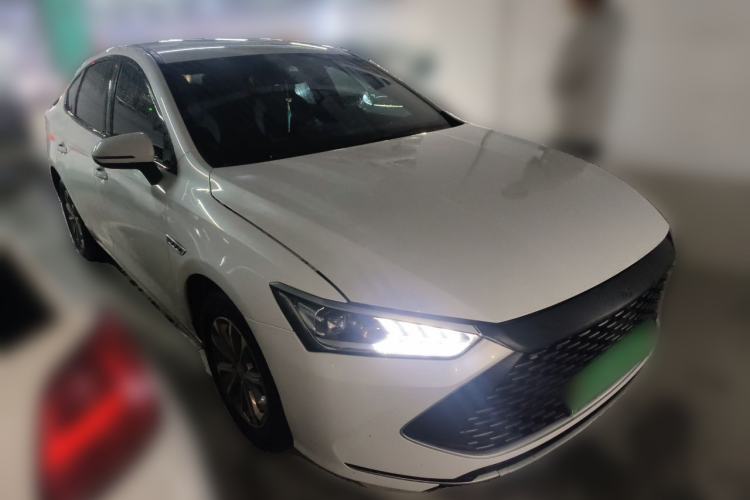 Used BYD Qin PLUS 2024 HONOR Edition DM-i 55KM Leading Model Front Right 45 Deg