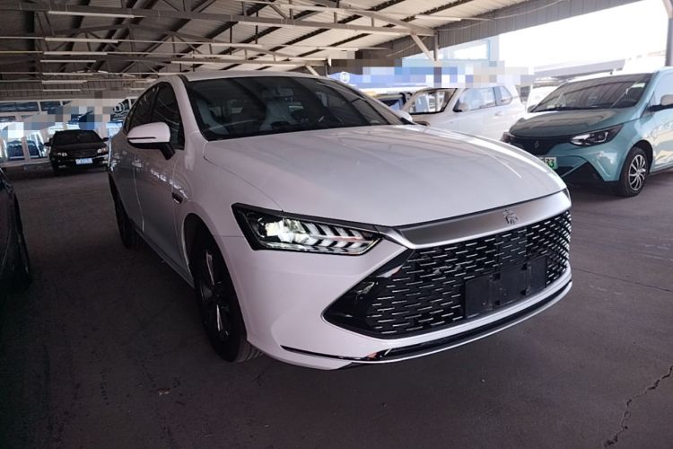 Used BYD Qin PLUS 2024 HONOR Edition DM-i 55KM Leading Model Front Right 45 Deg