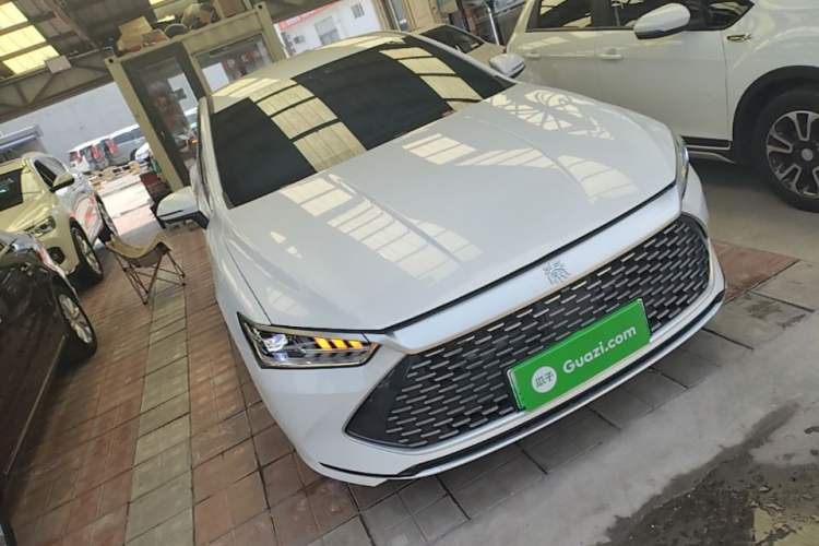 Used BYD Qin PLUS 2024 HONOR Edition DM-i 55KM Leading Model Front Right 45 Deg