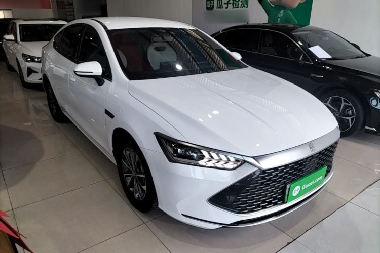 Used BYD Qin PLUS 2024 HONOR Edition DM-i 55KM Leading Model Front Right 45 Deg