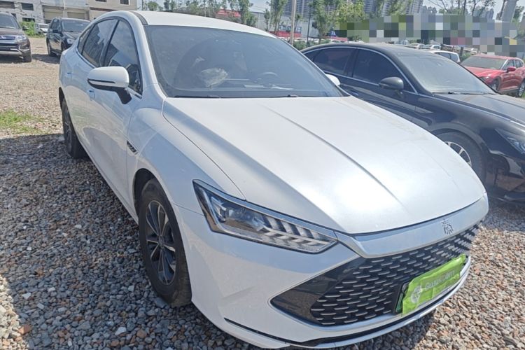 Used BYD Qin PLUS 2024 HONOR Edition DM-i 55KM Leading Model Front Right 45 Deg