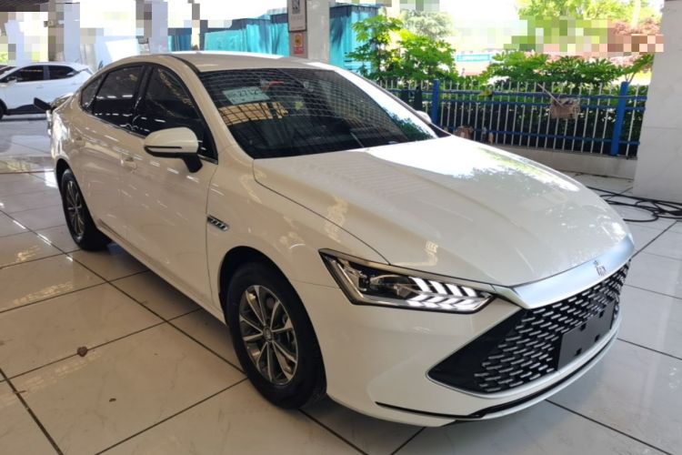 Used BYD Qin PLUS 2024 HONOR Edition DM-i 55KM Leading Model Front Right 45 Deg