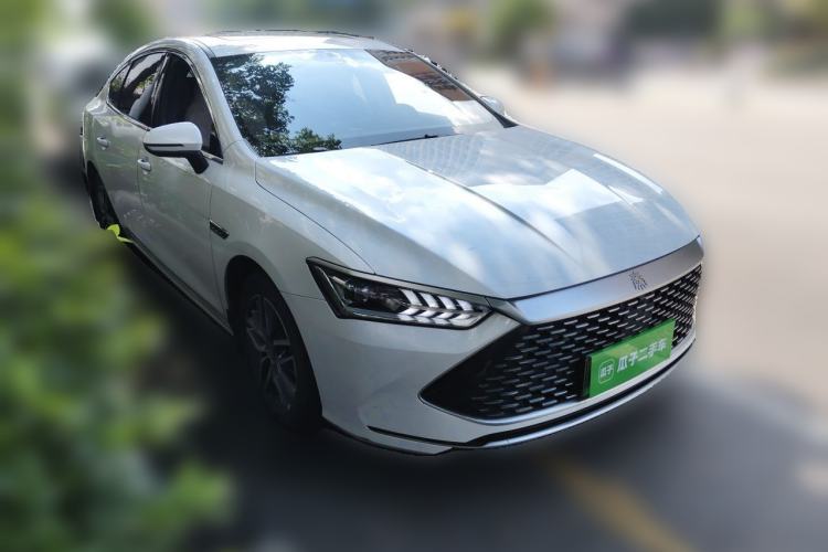 Used BYD Qin PLUS 2024 HONOR Edition DM-i 120KM Leading Model Front Right 45 Deg