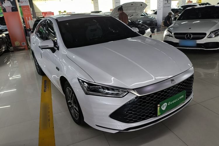Used BYD Qin PLUS 2024 HONOR Edition DM-i 120KM Leading Model Front Right 45 Deg