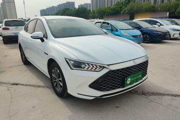 Used BYD Qin PLUS 2024 HONOR Edition DM-i 55KM Leading Model Front Right 45 Deg