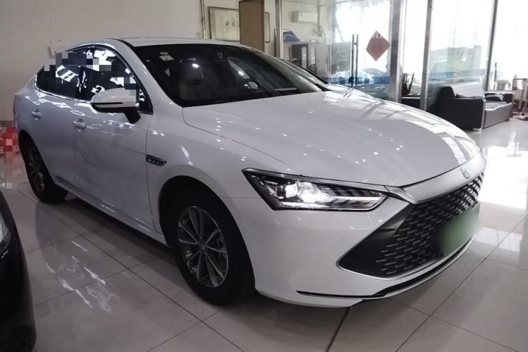 Used BYD Qin PLUS 2024 HONOR Edition DM-i 55KM Leading Model Front Right 45 Deg