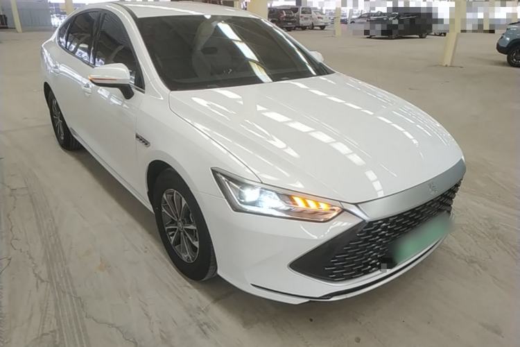 Used BYD Qin PLUS 2024 HONOR Edition DM-i 55KM Leading Model Front Right 45 Deg