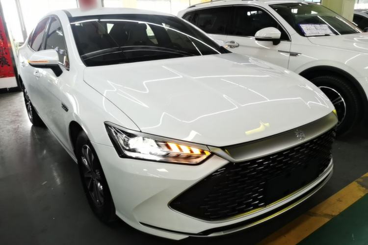 Used BYD Qin PLUS 2024 HONOR Edition DM-i 55KM Leading Model Front Right 45 Deg