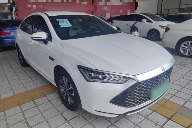 Used BYD Qin PLUS 2024 HONOR Edition DM-i 55KM Leading Model Front Right 45 Deg